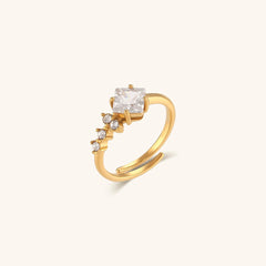 Alaia Glittrande Ring i Guld