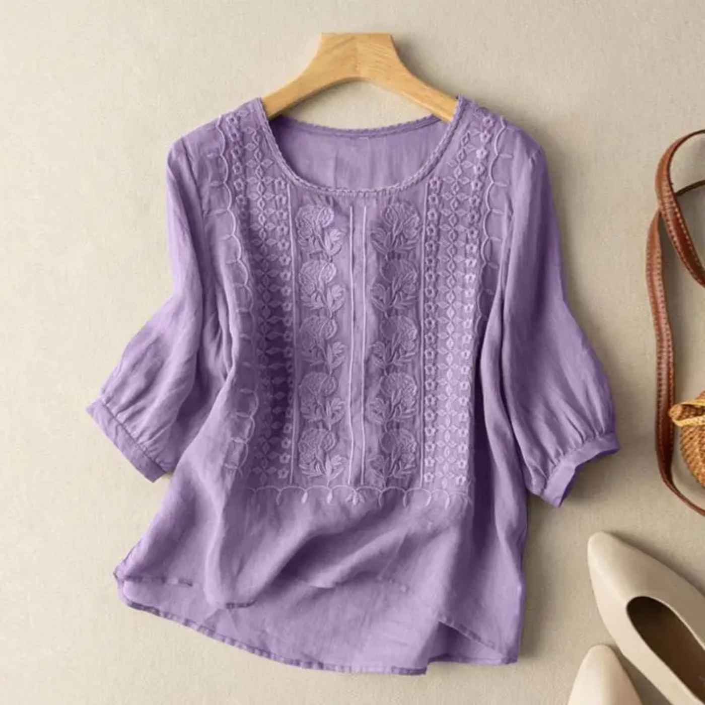 Evelyn | Dames Geborduurde Blouse met Ronde Hals